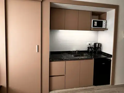Moderno monoambiente equipado totalmente