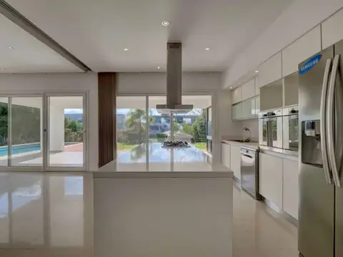 Casa en Barrio El Yacht Nordelta