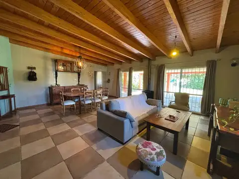 Casa en Venta de 4 dormitorios
