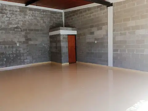 Local en Alquiler en Villa Mercedes, $ 500.000