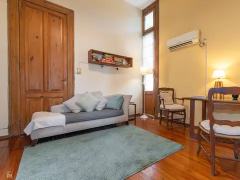 Depto Tipo Casa en Venta 49 años