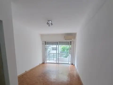 Olaya 1000, Piso 2