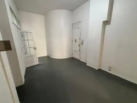 Oficina en Alquiler 50 años
