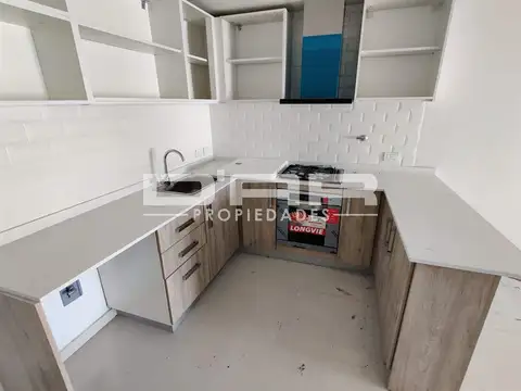 Semipiso De 3 Ambientes Con Balcón + Parrilla