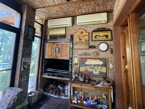 Casa 7 ambientes con 3 baños