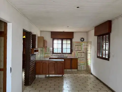 Casa en Venta en Caleta Olivia, USD 165.000