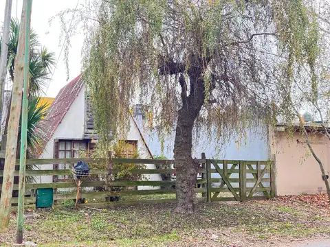 Casa en Venta en Manuel B Gonnet, USD 58.000