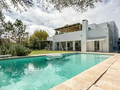 Casa en venta en El Tono, Pilara, Los Cipreses 2