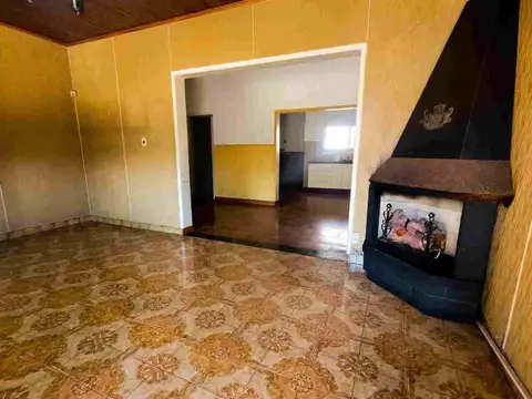 Depto Tipo Casa 3 ambientes con 2 baños