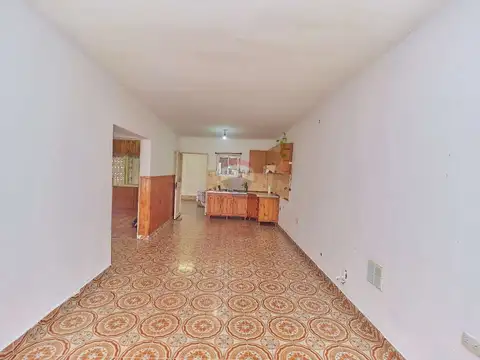 Depto Tipo Casa en Venta 27 años