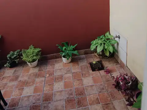 Depto Tipo Casa en Venta al Noroeste