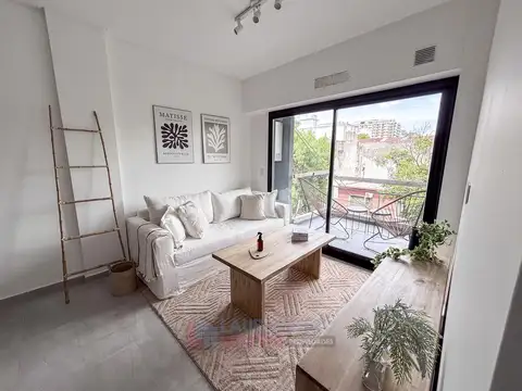 VENTA SEMIPISO 3 AMBIENTES CON BALCÓN ATERRAZADO EN VILLA DEVOTO