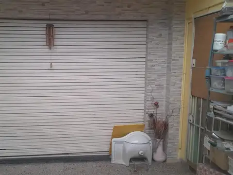 Depto Tipo Casa en Venta en Ramos Mejía, USD 129.000