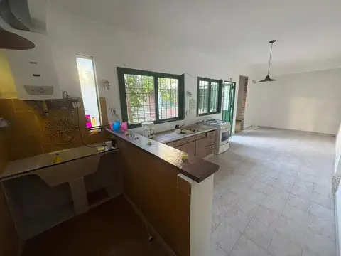 Depto Tipo Casa en Venta de 3 ambientes