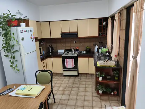 General Mansilla 600, Piso 1