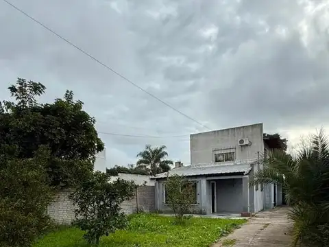 casa super amplia con oportunidad de construccion