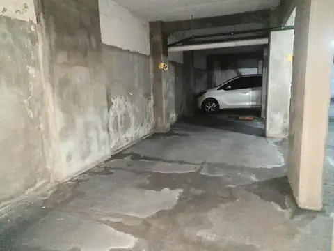 VENTA - Cochera doble cubierta - Barrio Echesortu, Rosario.