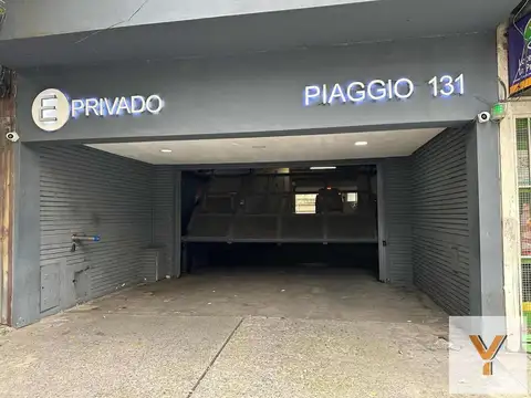 Piaggio e/ Avenida Belgrano y San Martin