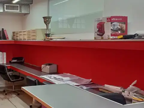 OFICINAS SOBRE CAMINO GENERAL BELGRANO EN SOURIGUES $300.000