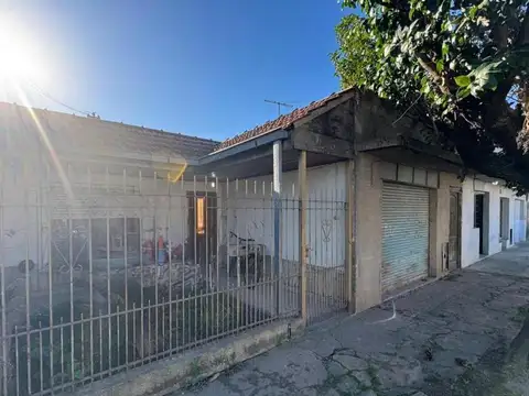 Leaandro N. Alem 3981