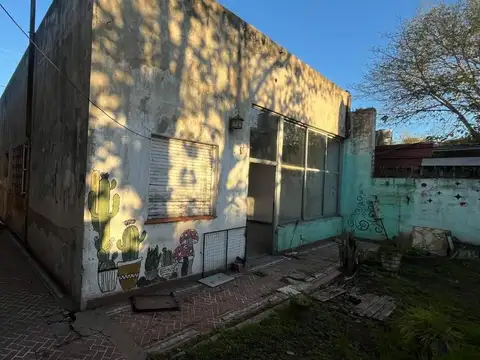 VENTA CASA 4 AMB LANUS ESTE