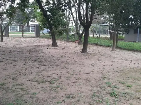 Casa 5 ambientes con 1 baño