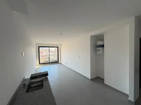 Departamento en Alquiler en Parque Chas, $ 550.000