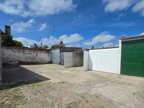 COCHERA CUBIERTA CERRADA CENTRICA EXCELENTE LUGAR!
