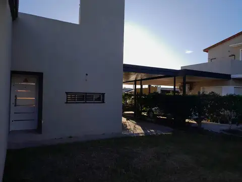 Casa en Venta en Punta Chacra, USD 130.000