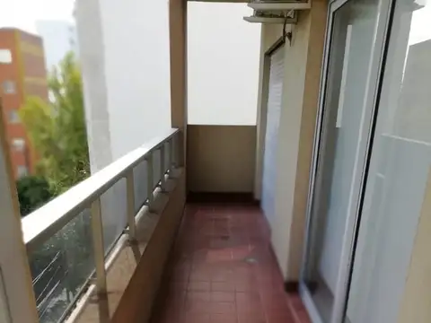 Departamento en Alquiler con 1 cocheras
