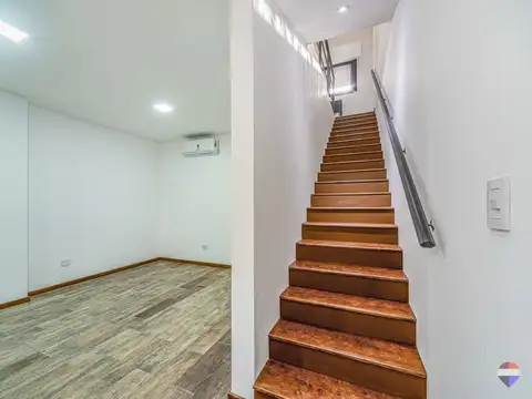 Depto Tipo Casa en Venta de 2 dormitorios