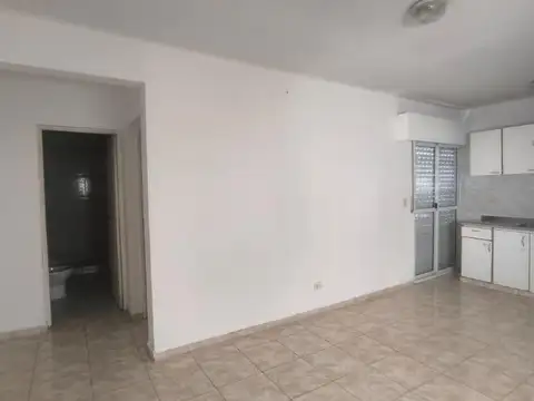 Av Bustamante 3066 , Piso 1