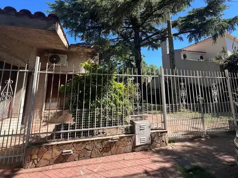 Terreno en Venta en Alberdi, USD 125.000