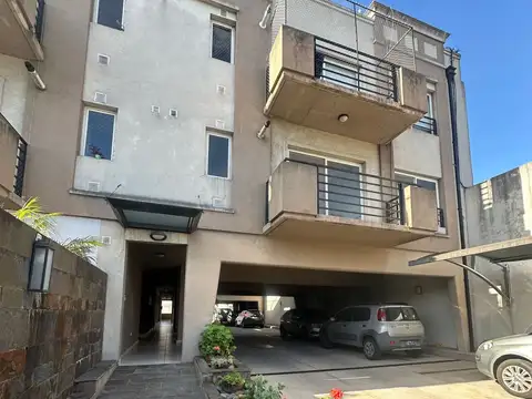 Maquinista Carregal 2200, Piso 1