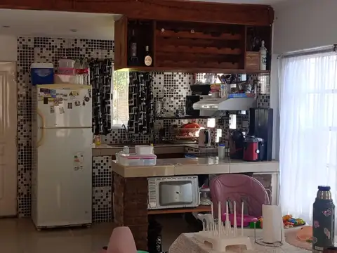 CASA AMERICANA EN GUTIERREZ U$S 90.000.-