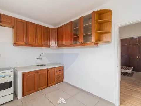 Casa 5 ambientes con 1 baño