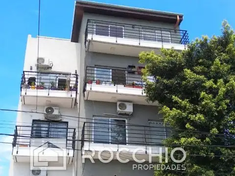 12 DE OCTUBRE 6692. Entre Saenz peña y Solis