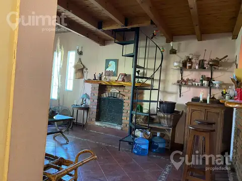 Casa Barrio Los Pinos Amplio Jardín Cochera
