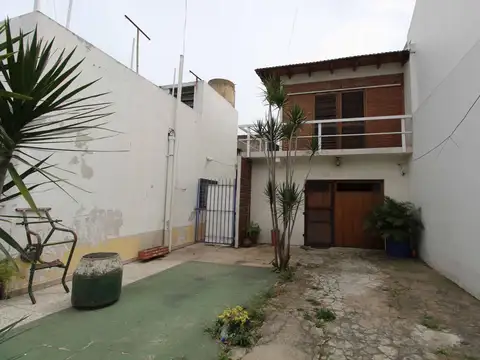 Terreno en Venta en Villa Luzuriaga, USD 229.900