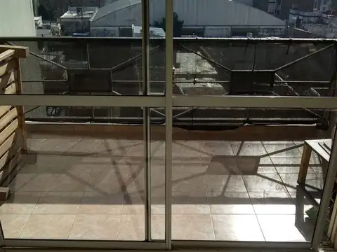 Departamento en Alquiler en Floresta, $ 680.000