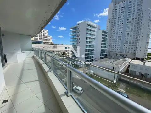 Departamento 4 ambientes con 3 baños