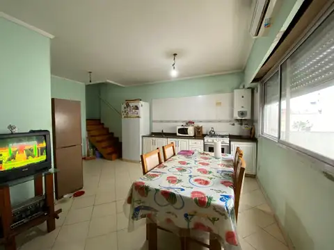 Depto Tipo Casa 3 ambientes con 1 baño