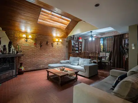 Casa Chalet  en Venta en Flores, Capital Federal, Buenos Aires