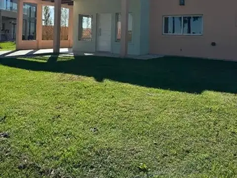 Casa en Venta en Don Joaquin, USD 210.000