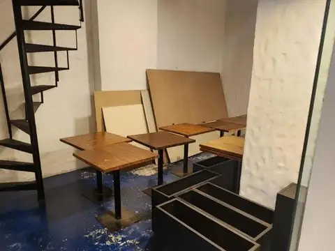 LOCAL COMERCIAL EN GALERIA PIAZZA - 40 M2