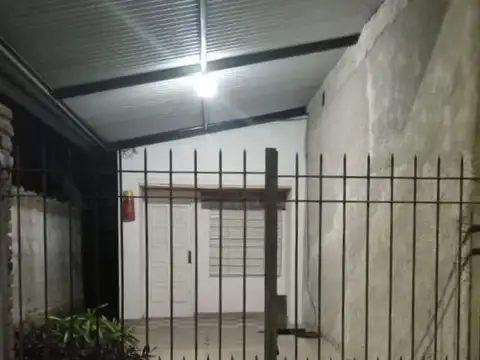 ALQUILER – CASA TIPO DEPARTAMENTO 2 AMBIENTES | ITUZAINGÓ