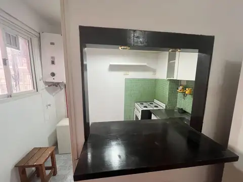 SE VENDE EXCELENTE MONOAMBIENTE. IDEAL INVERSION.