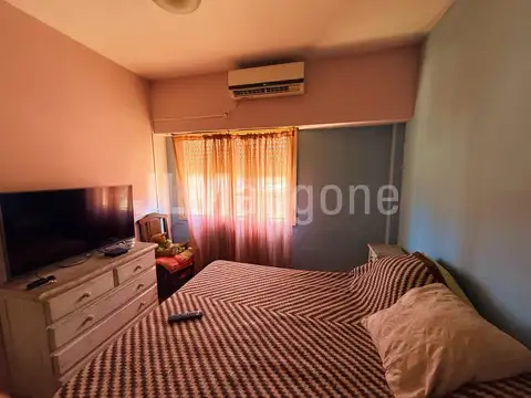 Depto Tipo Casa en Venta 40 años