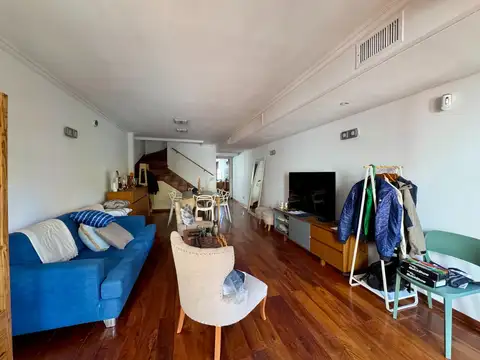 Depto Tipo Casa en Venta en Colegiales, USD 450.000