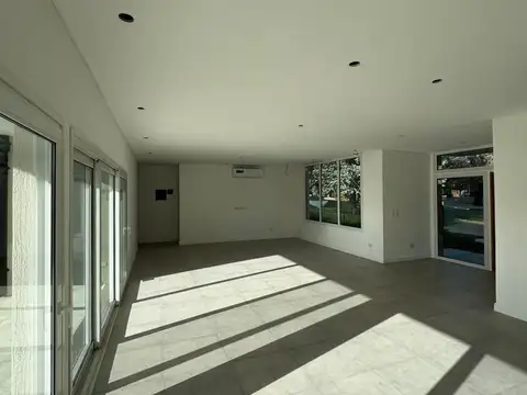 Casa en Alquiler en Smithfield, USD 1.450